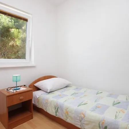 With A Parking Space Apartman