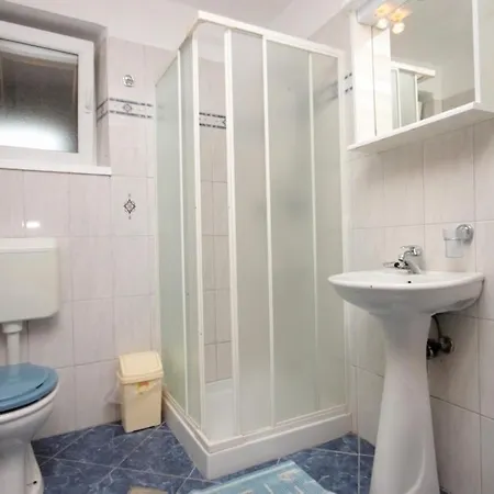 Apartman With A Parking Space Mali Losinj